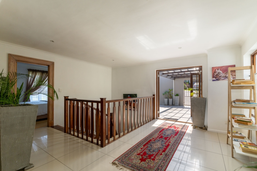 7 Bedroom Property for Sale in Knysna Central Western Cape